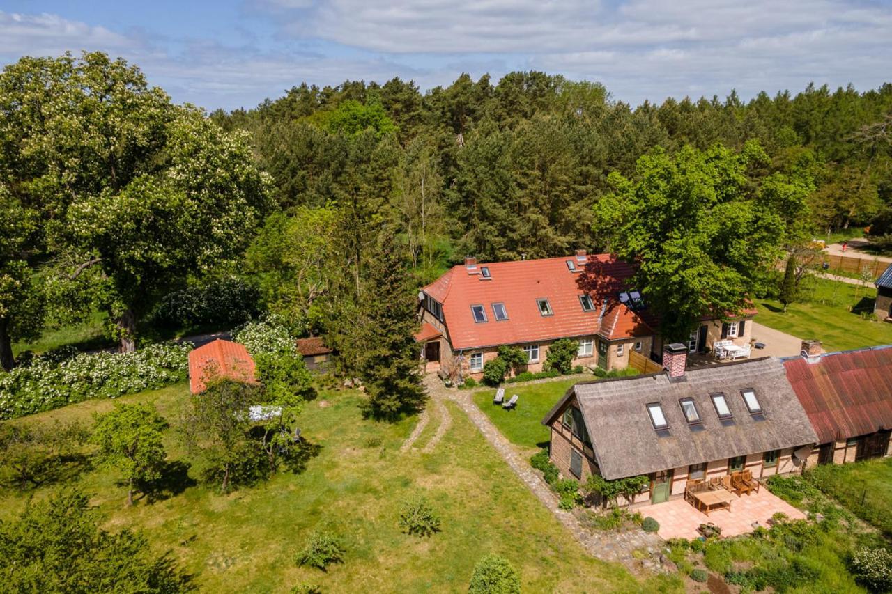 Fewo Am Wald Boek Exteriör bild
